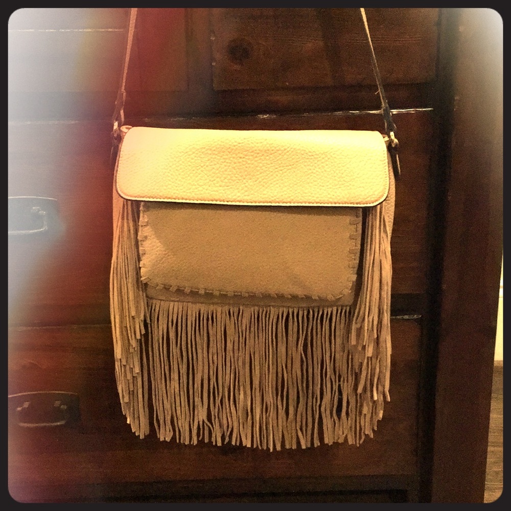 Fringe handbag, neutral leather